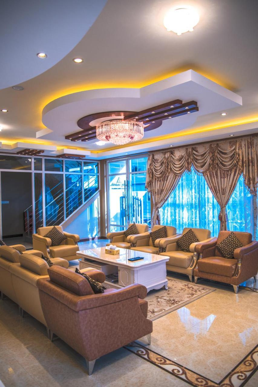 Abuharee Grand Hotel Addu City Exterior photo